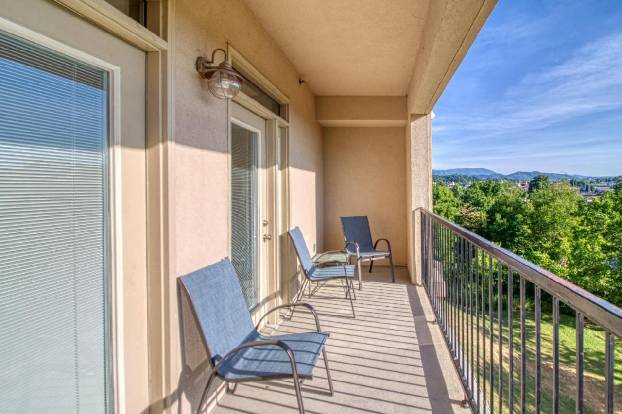 Fantastic Location! River And Mountain Views 2Br/2Ba Sleeps 6 ピジョンフォージ エクステリア 写真